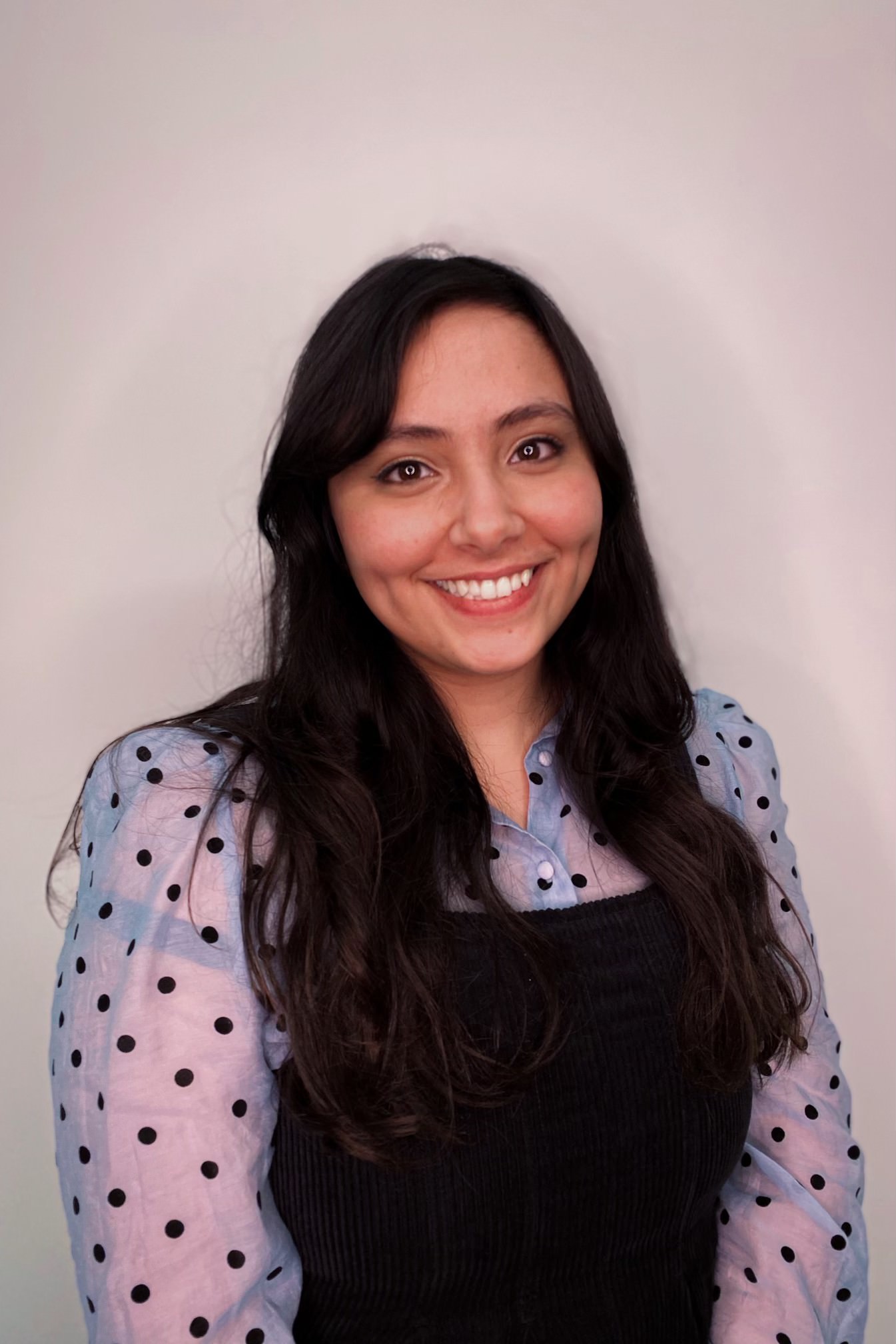 Caroline Wanas posing to the camera